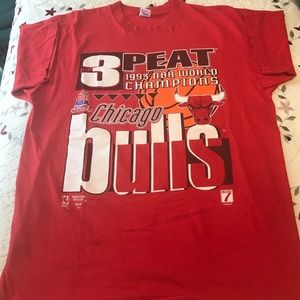 Vintage 90s Bulls Championship T shirt